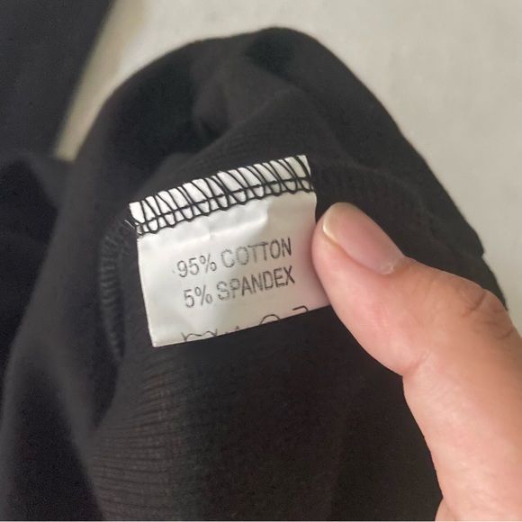 BLACK BODYCON DRESS WITH SLEEVES - Picture 10 of 10